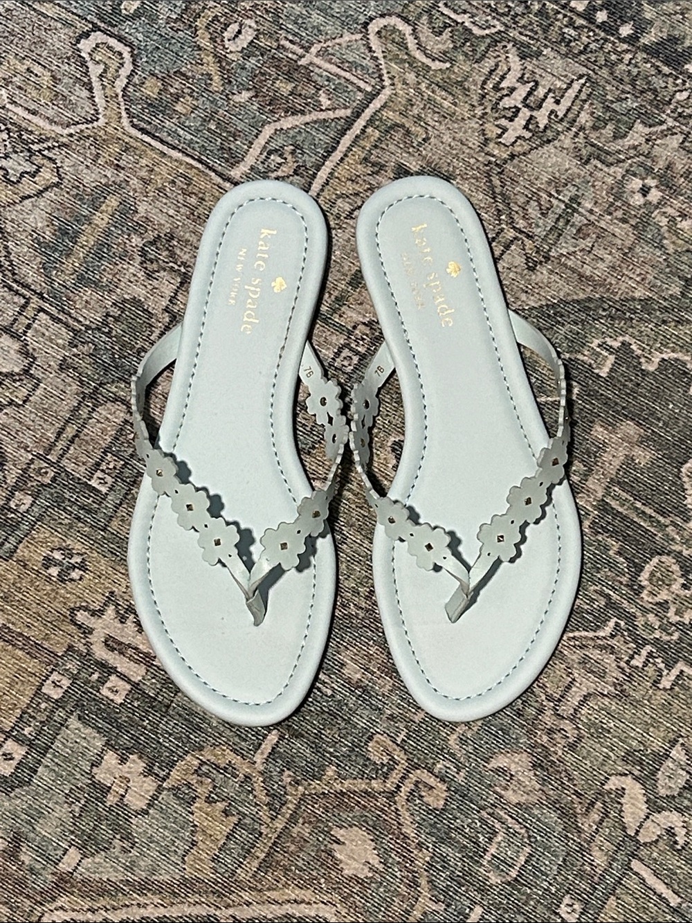 Kate Spade Pastel Blue Daisy Floral Thong Flop Flop Sandals Women's Size 7